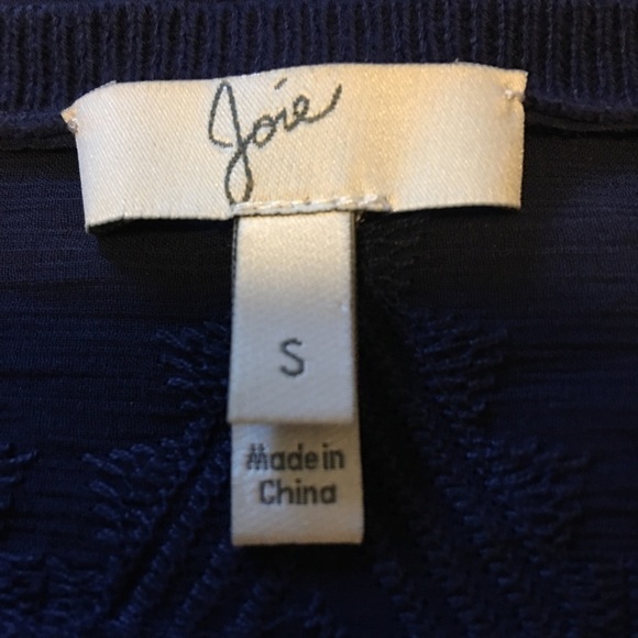 Women’s size small Joie light knit long sleeve sweater. - Picture 3 of 4